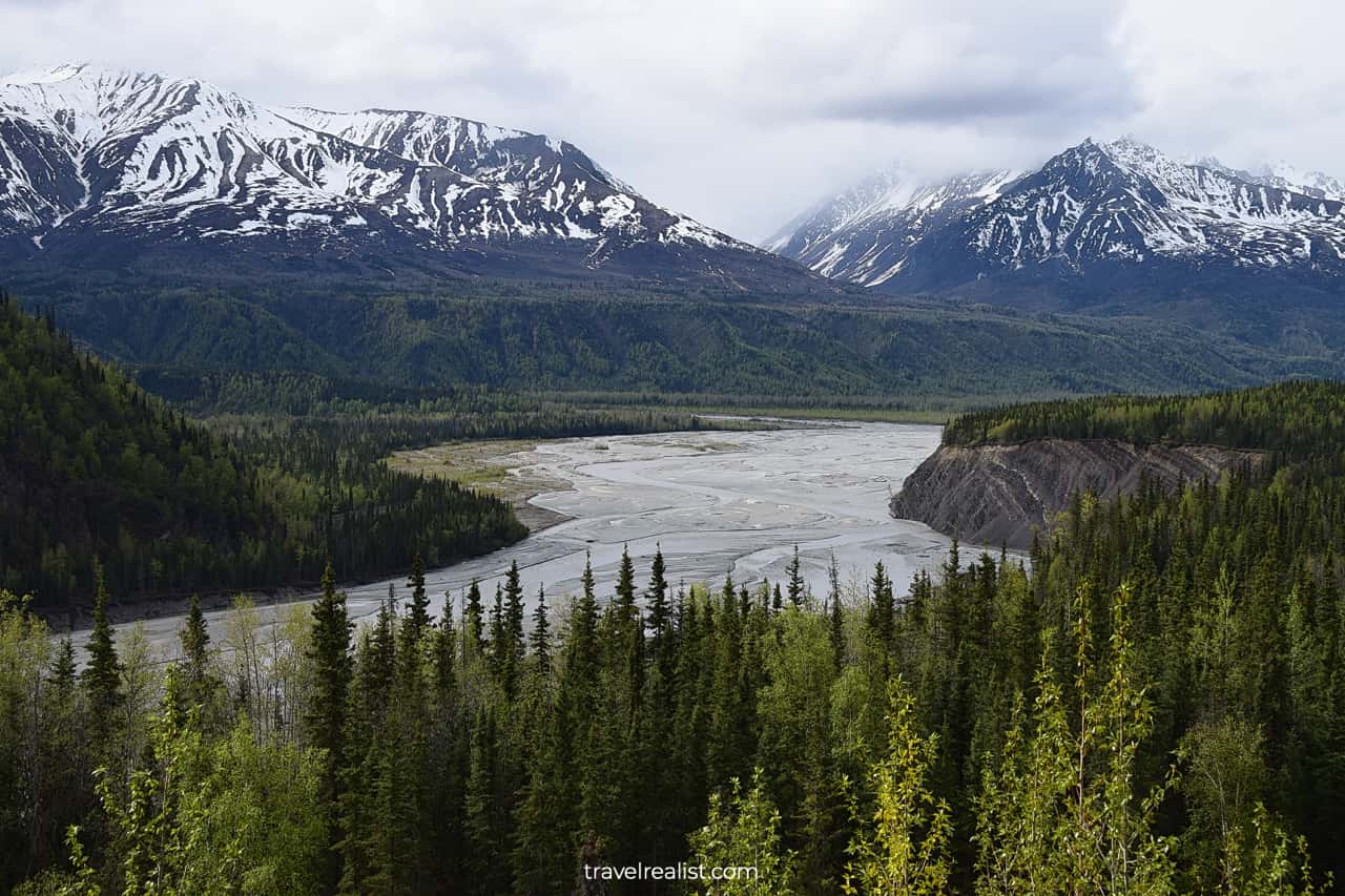 Matanuska River valley views in Alaska, US