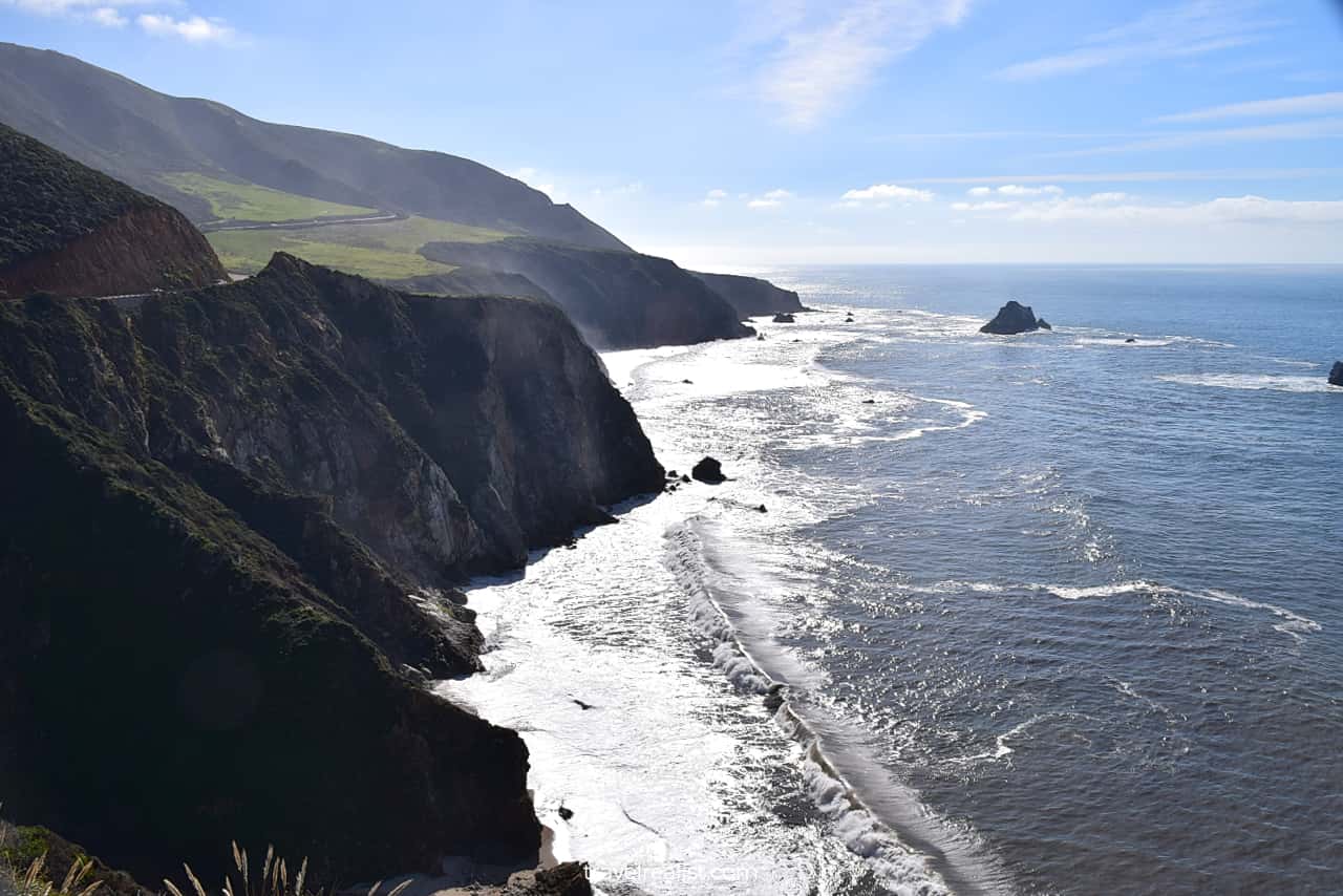 Breathtaking views from Bixby Bridge in Coastal California, US