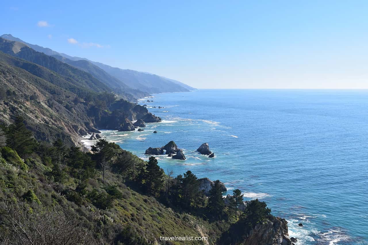 Pacific Ocean from Highway 1 in Coastal California, US