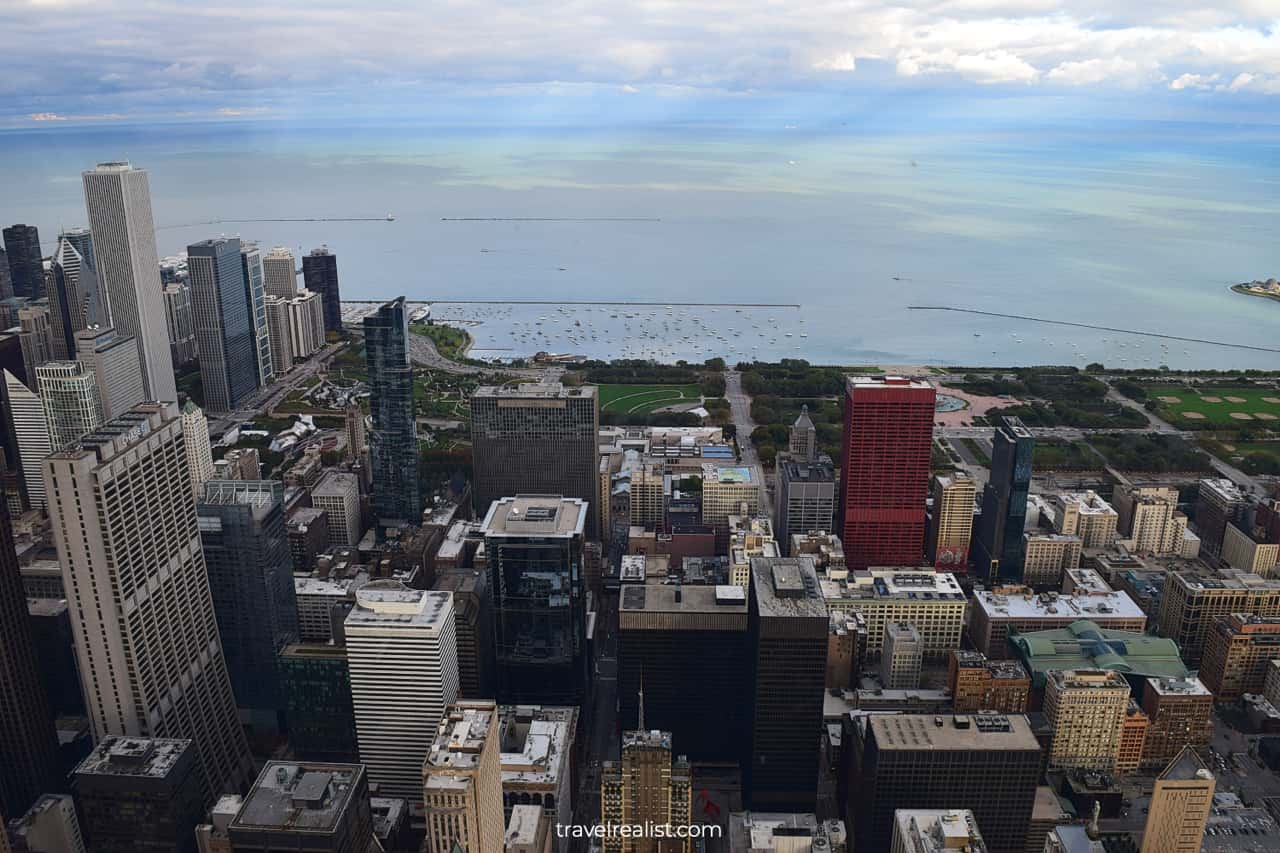 Millennium park and Lake Michigan panorama in Chicago, Illinois, US