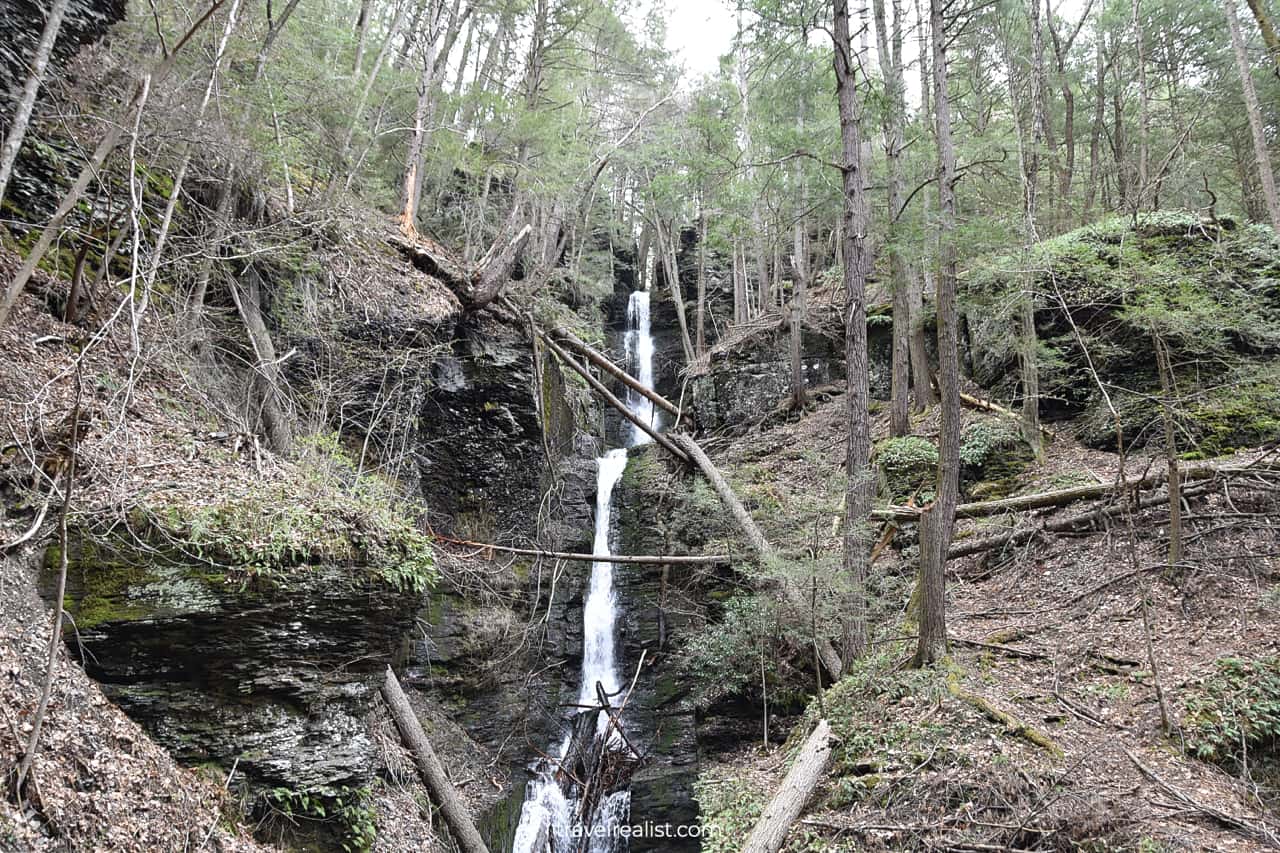 Silverthread Falls in Delaware Water Gap National Recreation Area, Pennsylvania, New Jersey, US