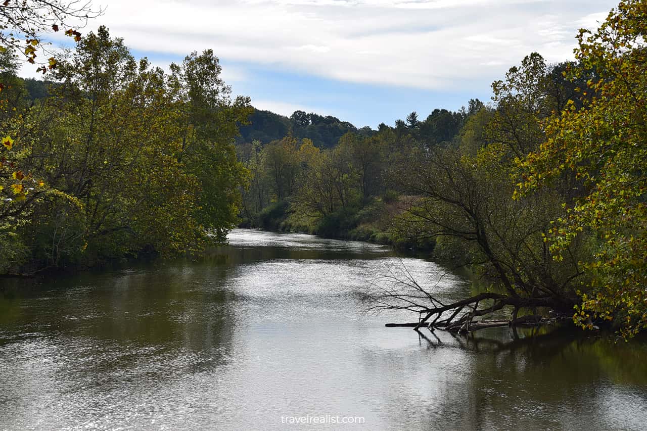 Cuyahoga river views in Cuyahoga Valley National Park, Ohio, US