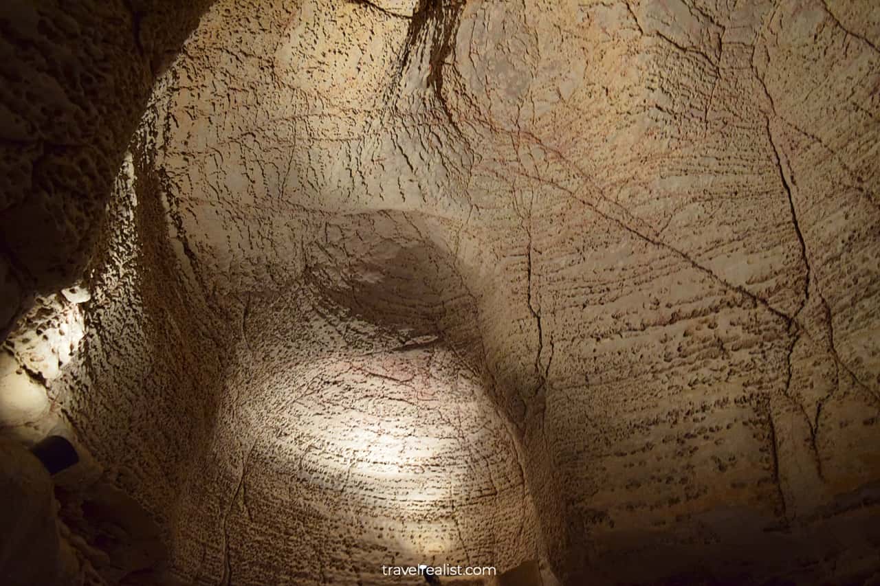 Textured walls in Longhorn Cavern State Park, Texas, US