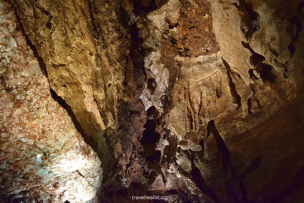 Crystals in Longhorn Cavern State Park, Texas, US