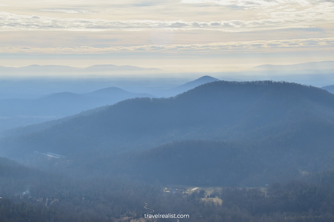 Loft Mountain Overlook in Shenandoah National Park, Virginia, US