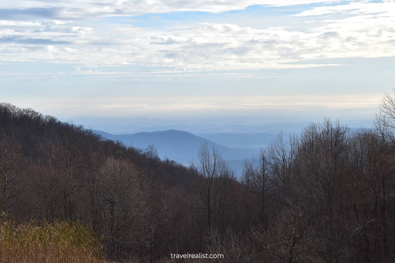 South River Overlook in Shenandoah National Park, Virginia, US