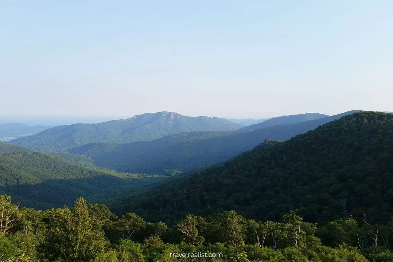 Summer view from Pinnacles Overlook in Shenandoah National Park, Virginia, US