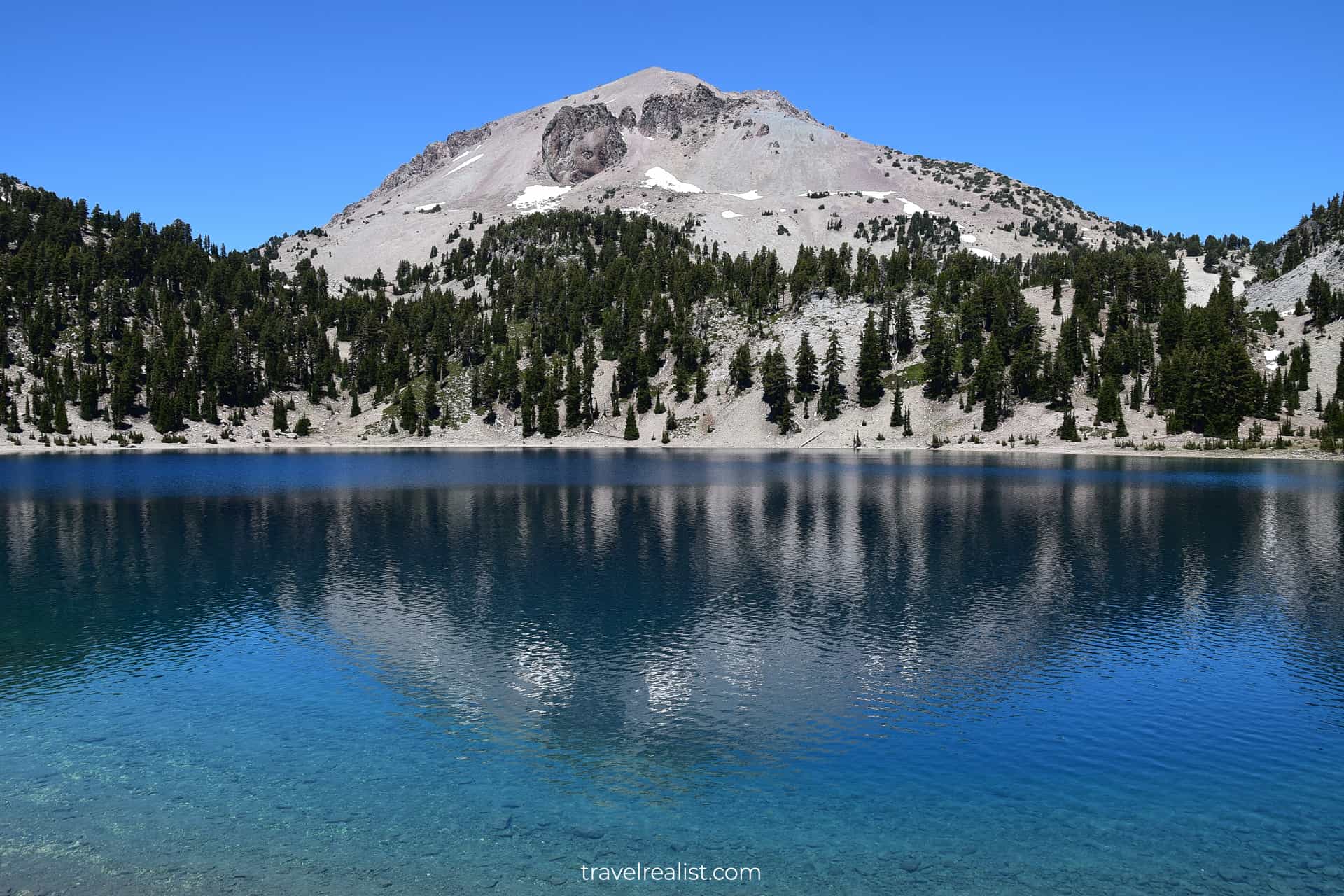 Eagle Peak reflections in Lake Helen in Lassen Volcanic National Park, California, US, Best California National Park to Visit in Fall