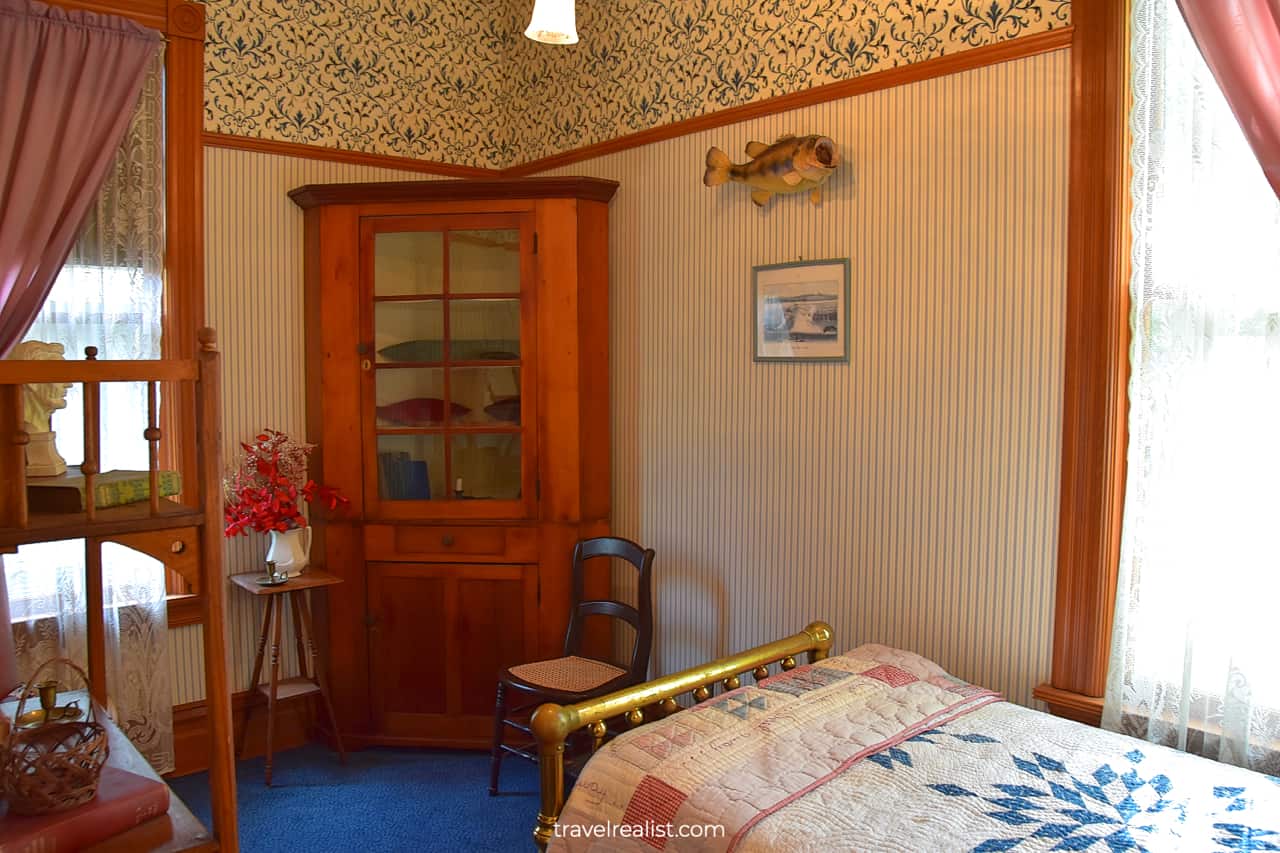 Bedroom in Ernest Hemingway Birthplace Museum, Oak Park, Illinois, US