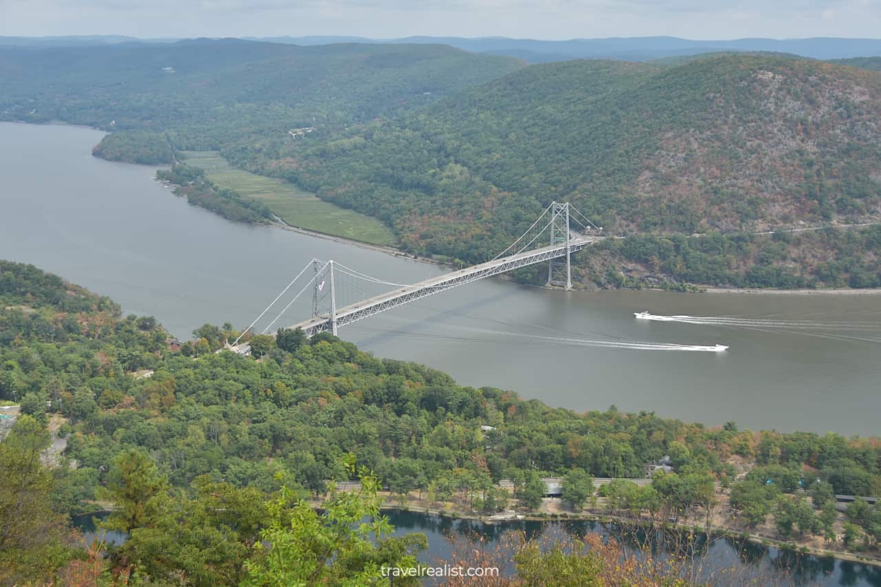 The Bear Mountain Bridge over the Hudson River near Bear Mountain State Park in New York, US