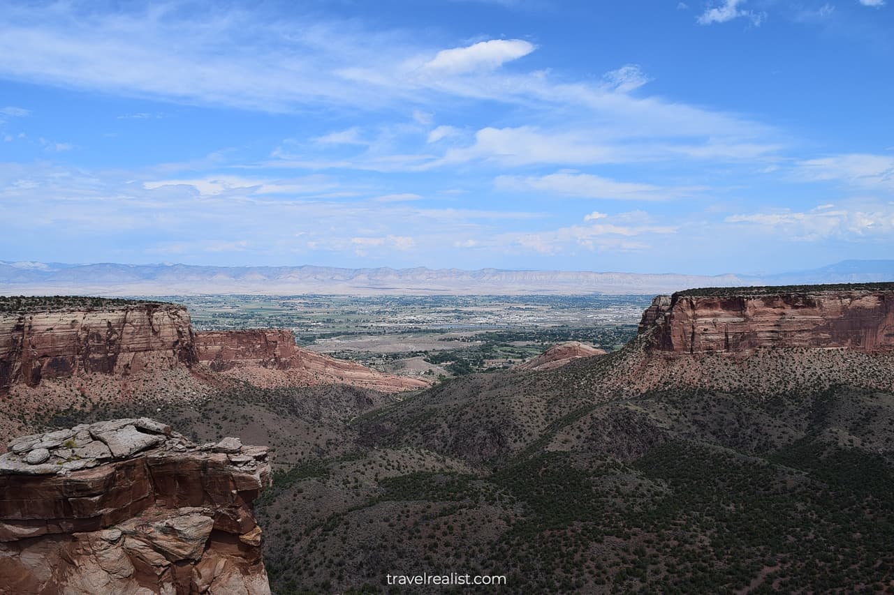 Grand View and Monument Canyon View in Colorado National Monument, US