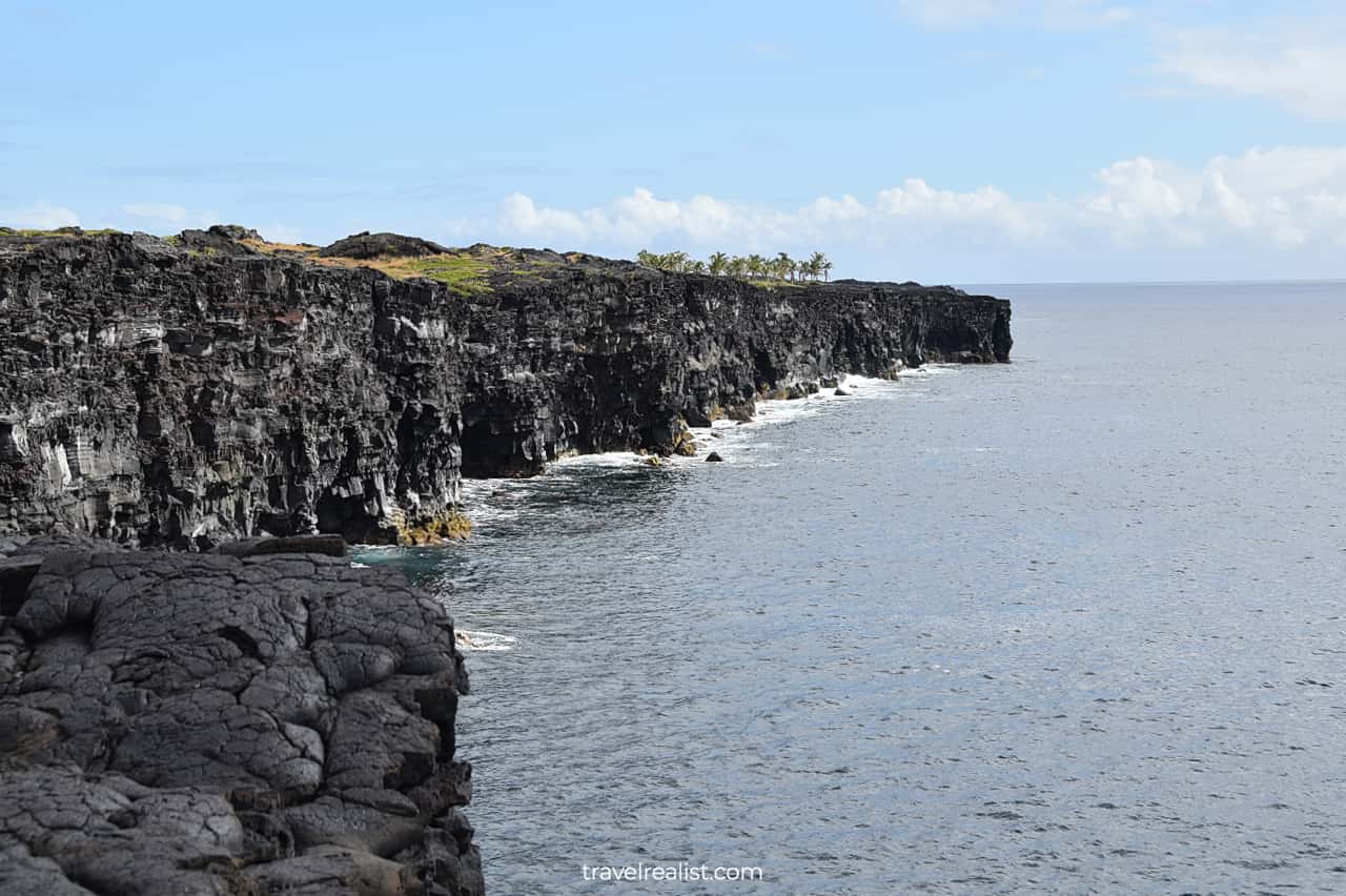 Pacific ocean in Hawaii Volcanoes National Park on Big Island in Hawaii, US