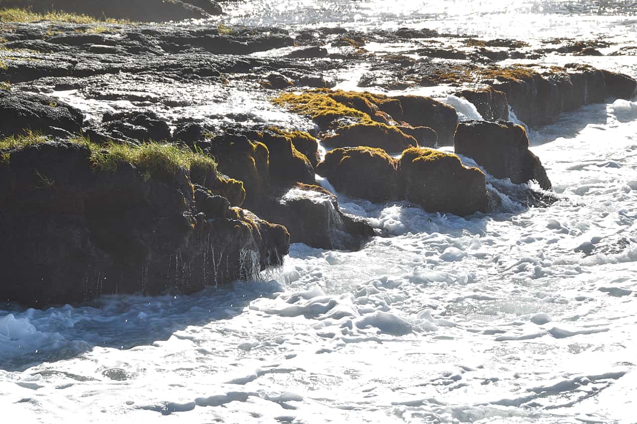 Breaking waves at Richardson Ocean Park near Hilo on Big Island in Hawaii, US