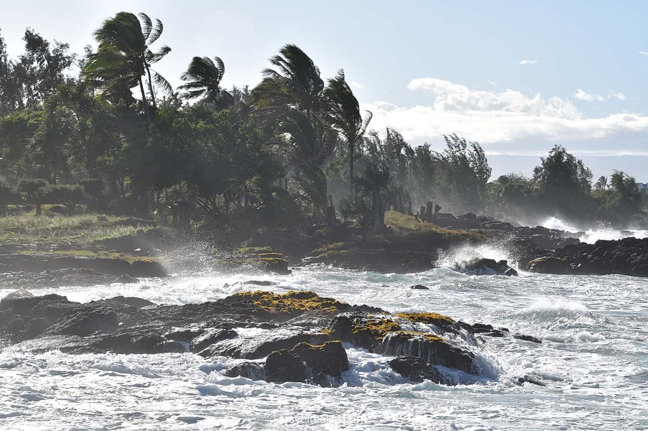 Breaking waves at Richardson Ocean Park near Hilo on Big Island in Hawaii, US