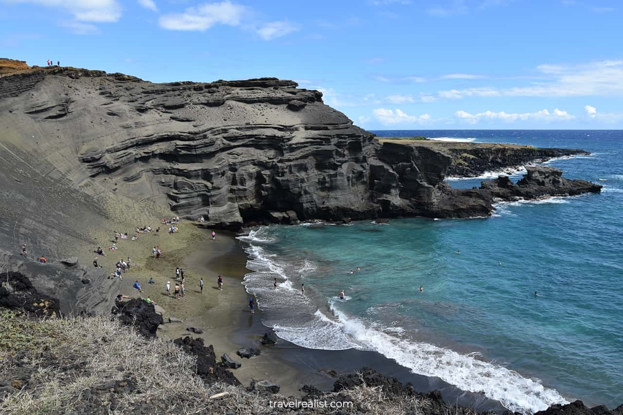 Papakōlea Green Sand Beach on Big Island in Hawaii, US