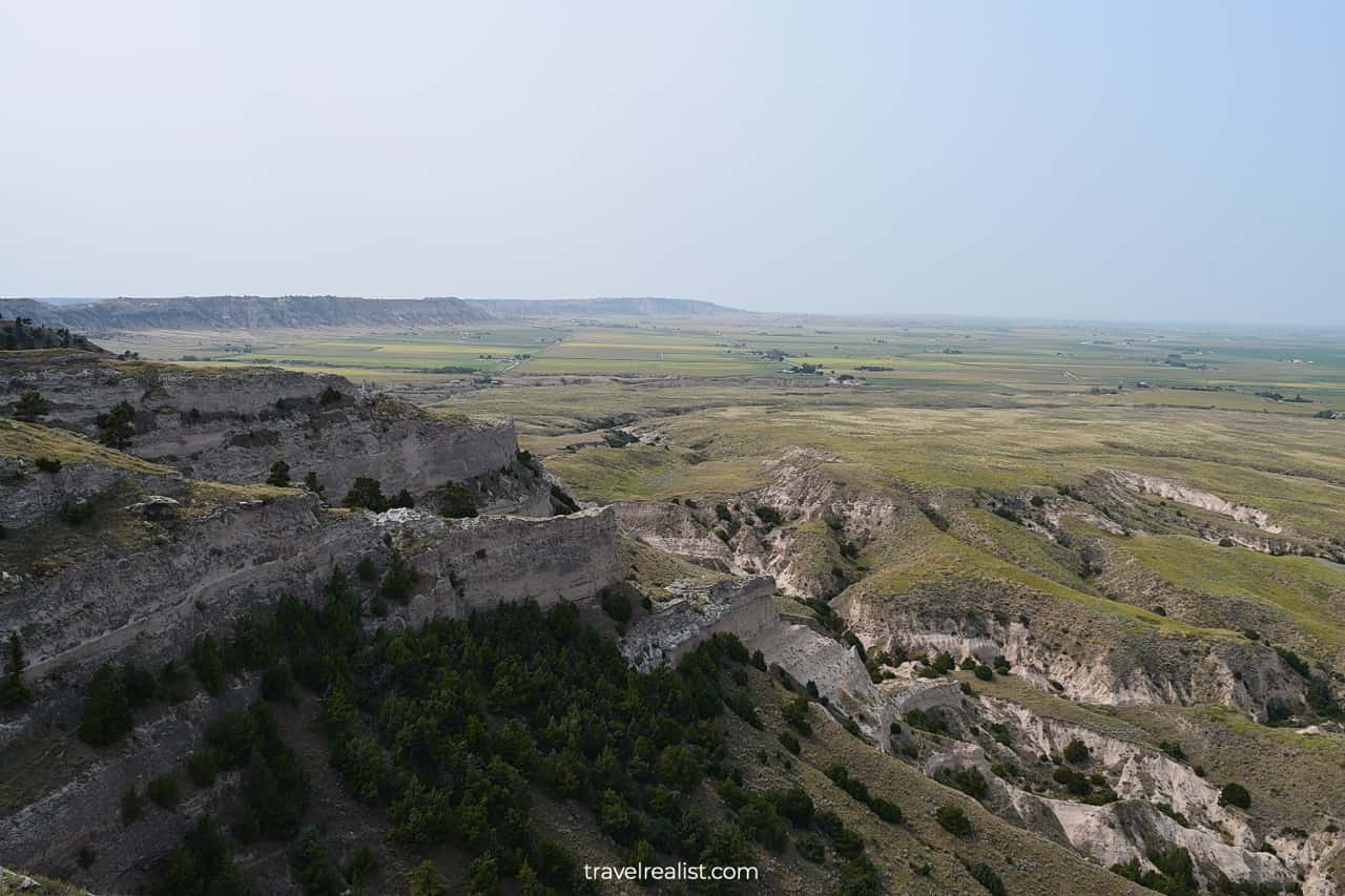 Views from North Overlook at Scotts Bluff National Monument in Nebraska, US