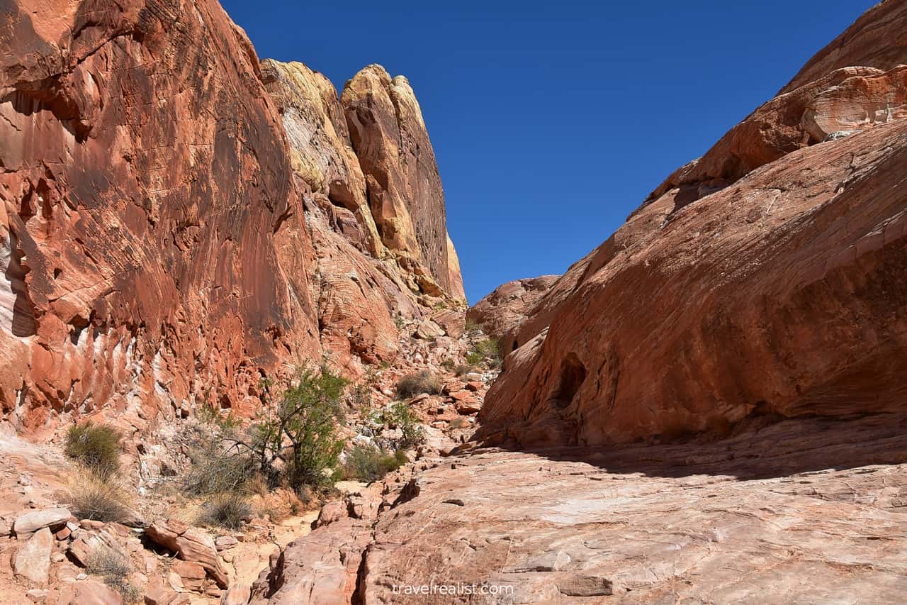 Prospect trail before uphill hike in Valley of Fire State Park, Nevada, US