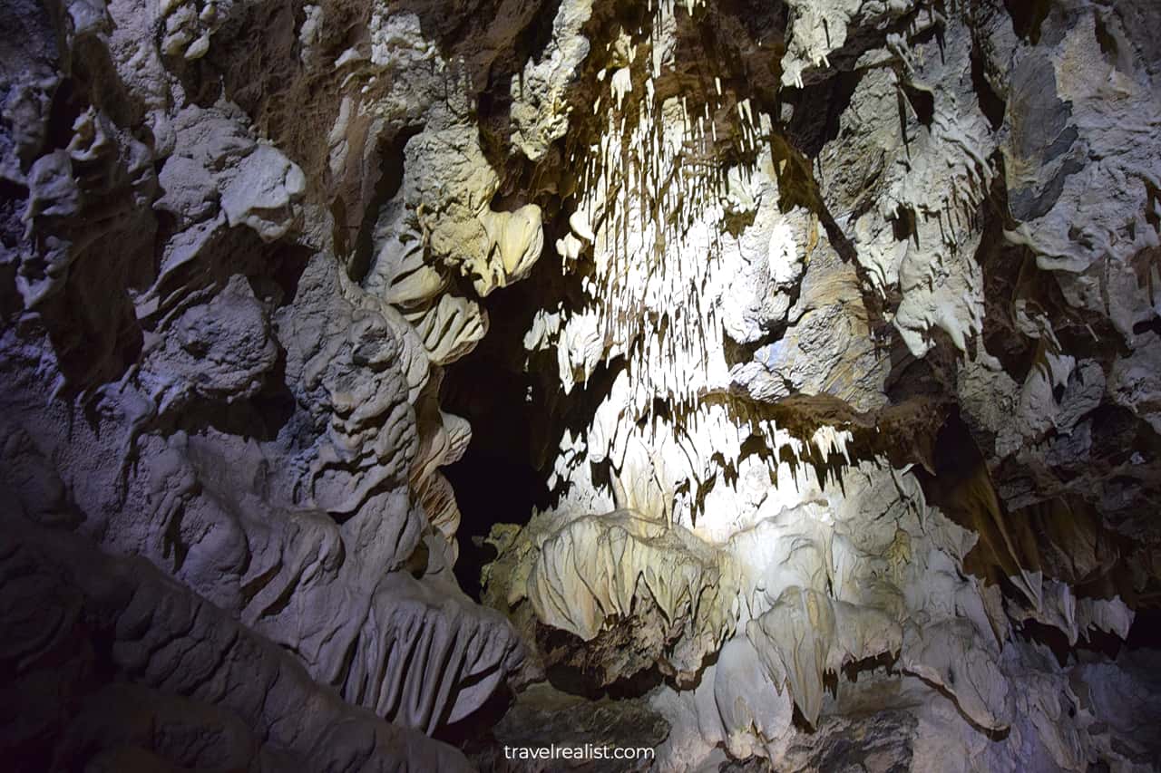 Well lit formations in Oregon Caves National Monument, Oregon, US