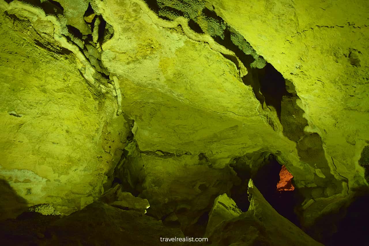Boulders in Jewel Cave National Monument, South Dakota, US
