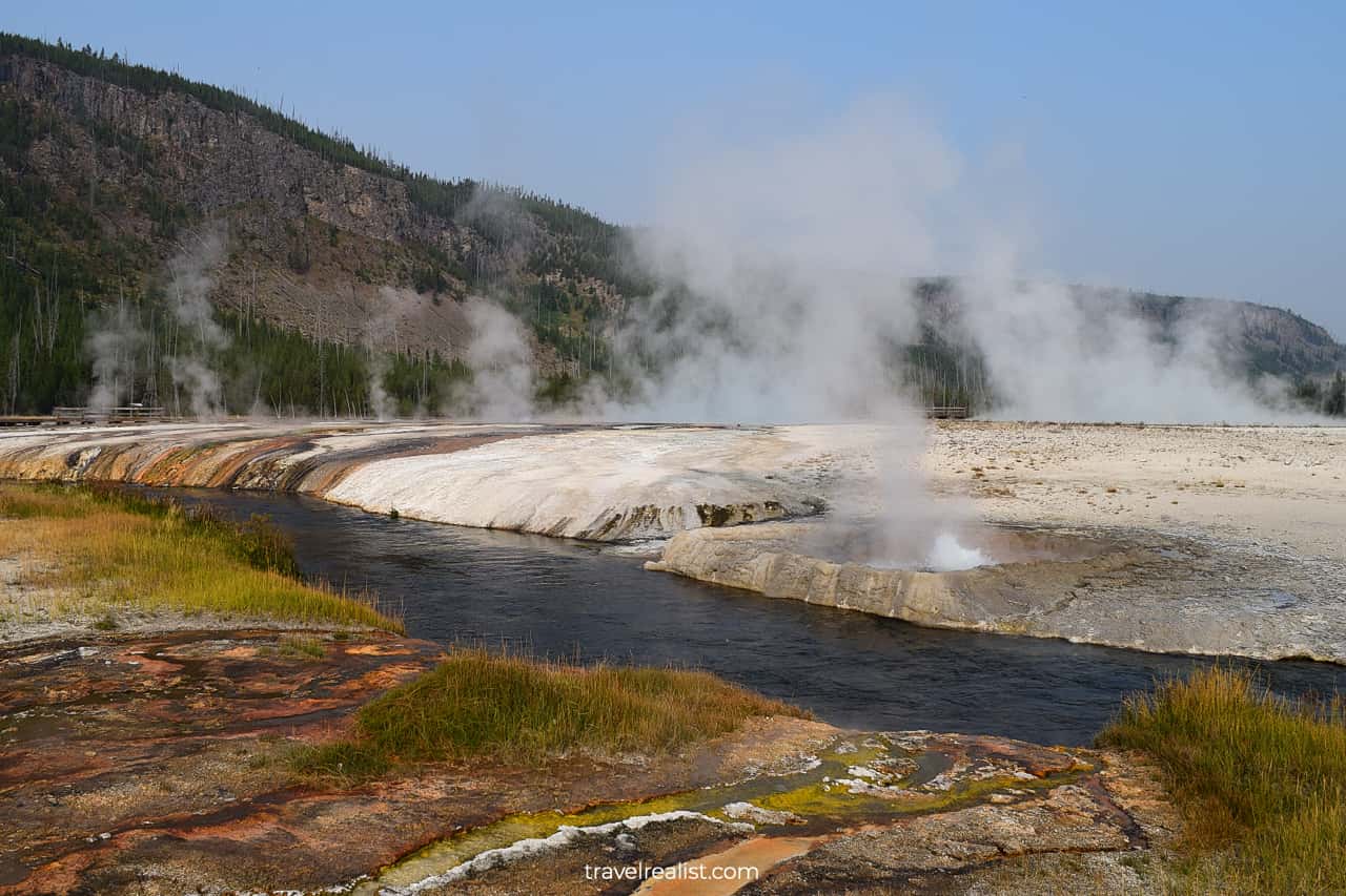 Black Sand Basin in Yellowstone National Park, Wyoming, US